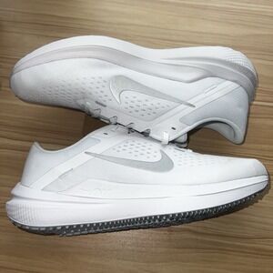 Nike W Air Winflo 10 White/Silver Women's Size 11.5 Men's 10 NEW IN BOX